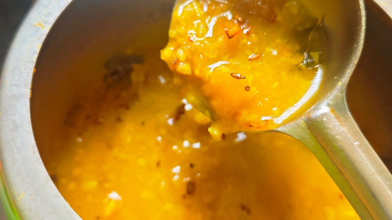 Moong aur pumpkin ki daal