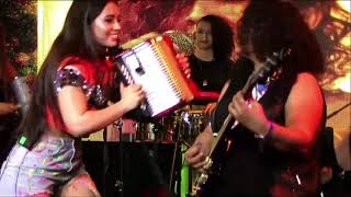 Karen Rodríguez Tocando El Parrandón En Vivo