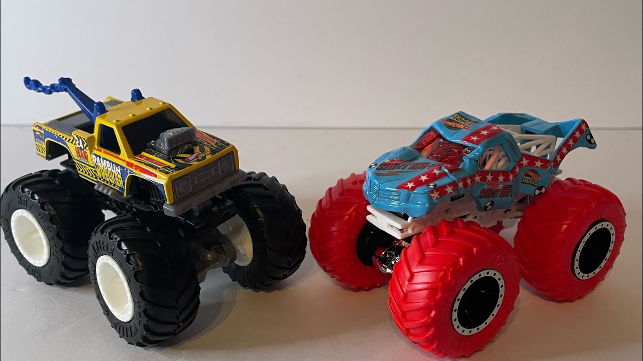 Hotwheels Monster Trucks 2025 Ramblin Wrecker and Totaled double