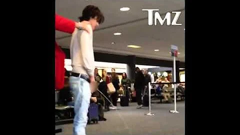 'Twilight' Actor Bronson Pelletier    PEEING in the Airport Terminal!!