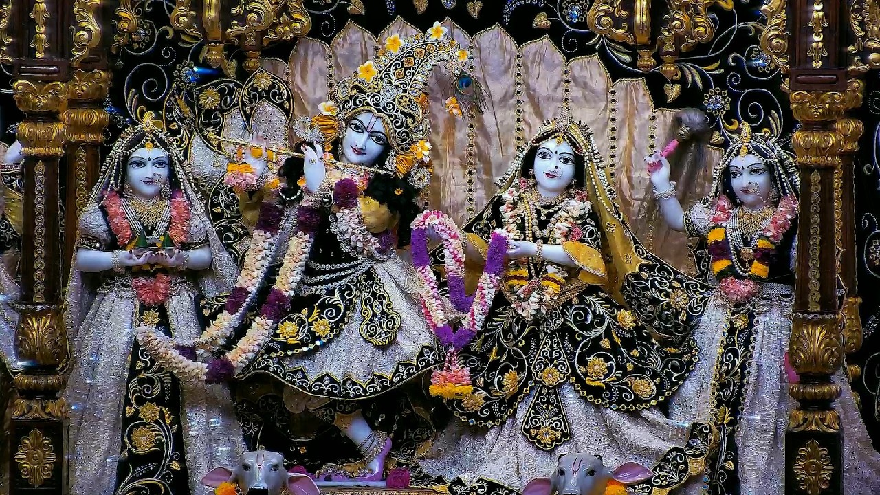 11th Mar. '26 | Sringar Aarti Darshan | Sri Sri Radha Gopinath Mandir | ISKCON Chowpatty Mumbai.
