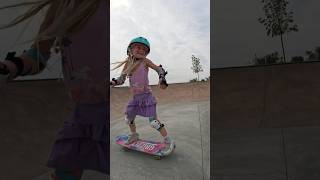 Dad helps daughter BUILD CONFIDENCE to drop in to skatepark bowl skateboarding