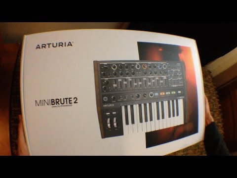 Arturia MiniBrute 2 - Unboxing - Midiverse - TV