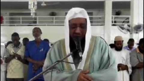 تلاوة خاشعة للشيخ محمد الغزالي من صلاة العشاء بمسجد النور بالشجرة