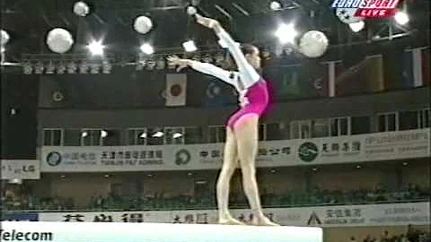 16th AA AUS Lisa Skinner BB - 1999 World Gymnastic...