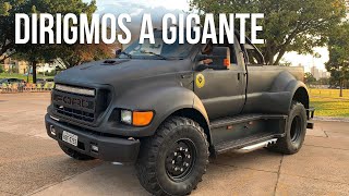 Dirigimos a picape feita do Ford F-12000