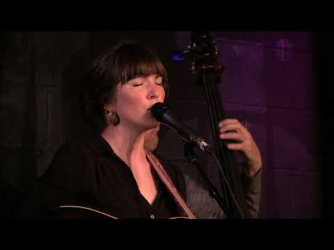 Anna Tivel - The Dial - Live at McCabe's