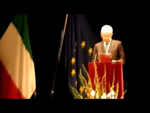 Intervento di Mario Monti al Teatro Valli di Reggi...