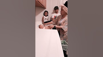 Teaching hubby how to correctly change diapers. #short #parents #familyvlog