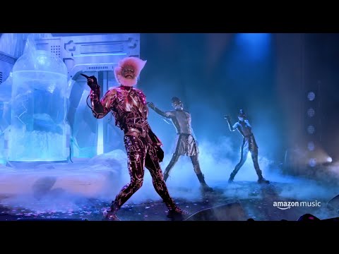 Lil Nas X – HOLIDAY (Amazon Music Performance)