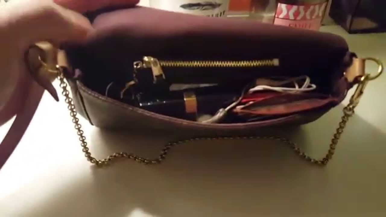 Louis Vuitton Favorite PM - What&#39;s In My Bag - YouTube