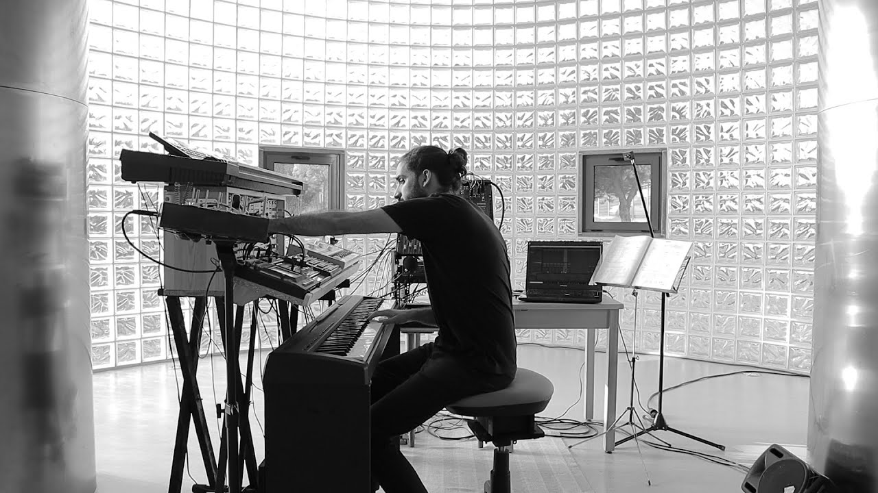 4thehorn live performance YouTube