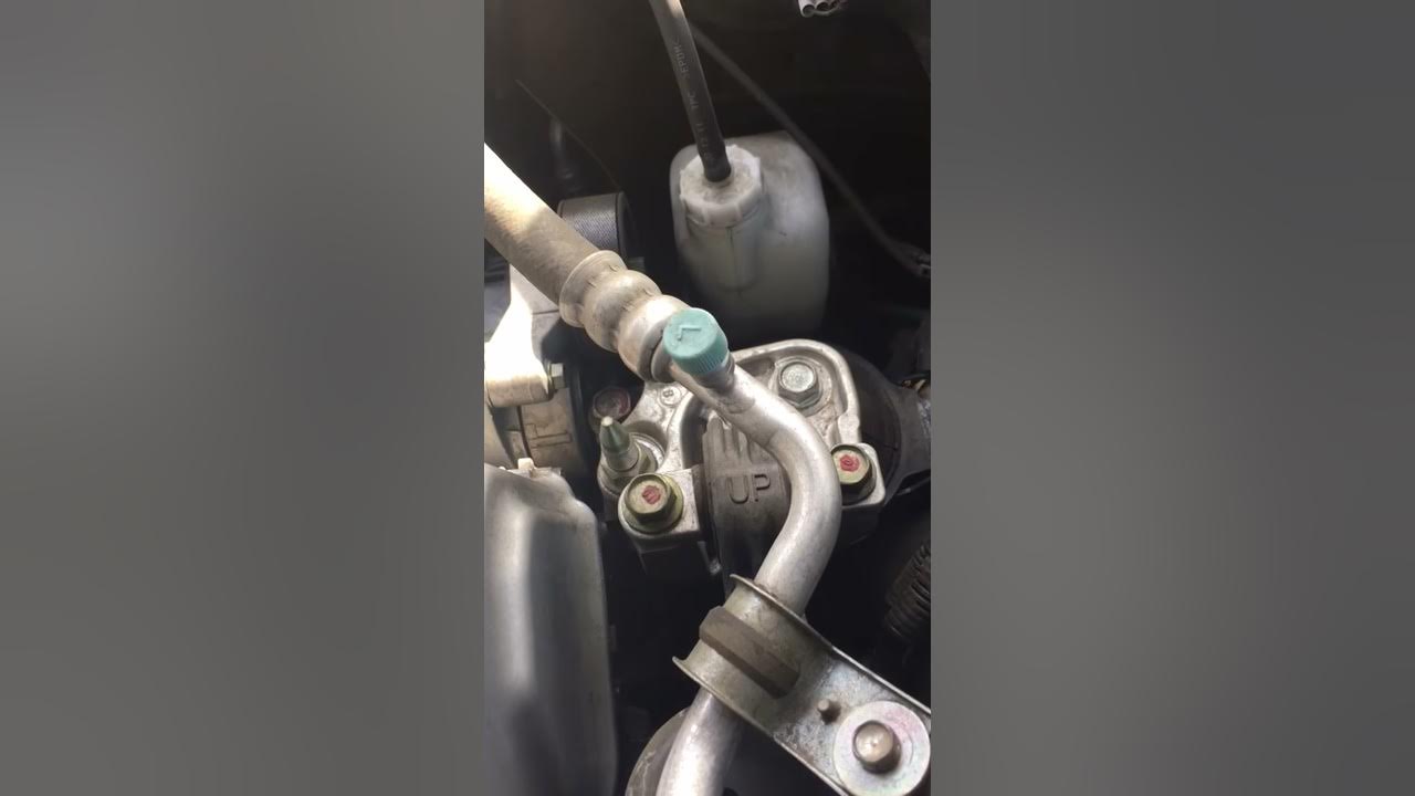 Faulty VTC actuator sound on cold start with Honda CRV 2012 - YouTube