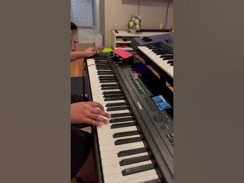 YAMAHA DGX 670 - Love playing it! - YouTube