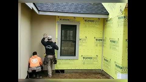 Installing Hardie Board and Batten Panels on a Little Wall