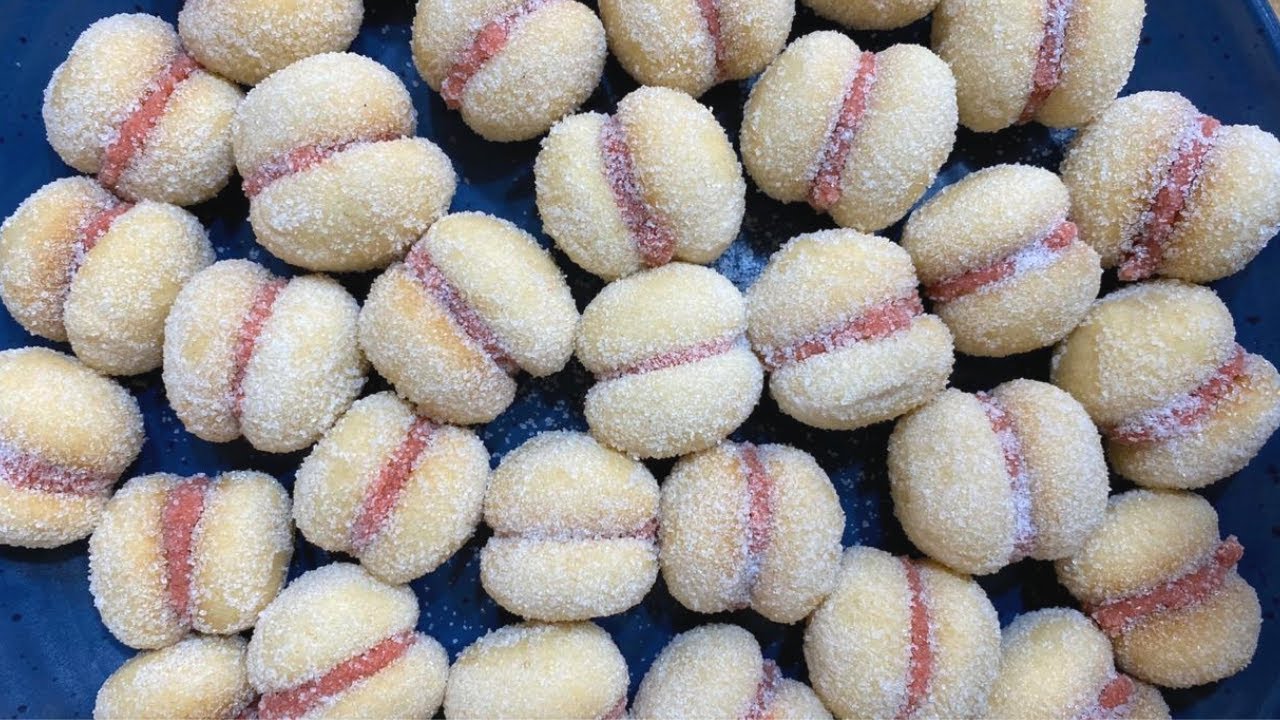 GALLETAS MINIATURA RELLENAS DE ATE DE FRESA | ALE DE NAVA