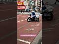 警察 白バイ 自転車の信号無視を見逃さなかった!!ソワソワしていた隊員。既に来ると直感か?#警察 #白バイ#緊急出動#緊急走行#サイレンあり#警察庁 #警察24時 #japan #交通#交通機動隊