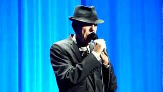 Leonard Cohen - A Thousand Kisses Deep (recitation) - MSG, New York City - 18-12-2012