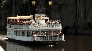 Daily Scenic Boat Tours on the St Croix River with the Taylors Falls Scenic Boat Tours