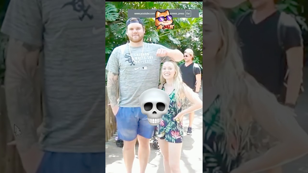 How Tall is HutchMF?! 😱