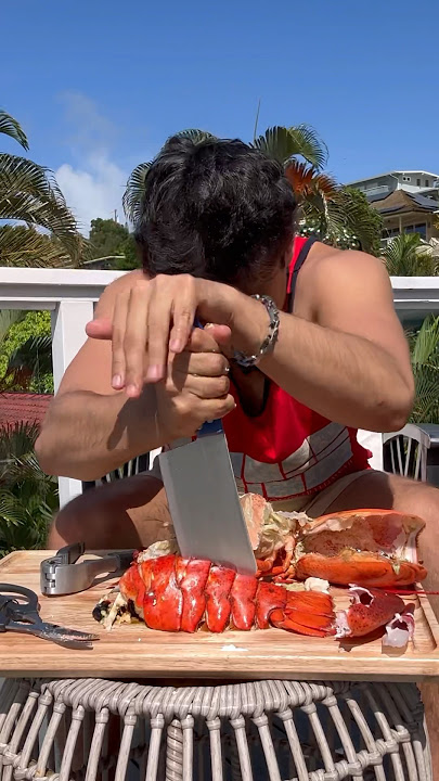 Eating 7 Pound Lobster