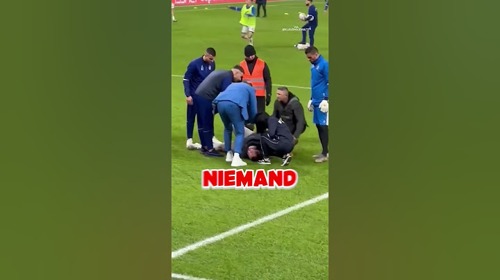 Man Rent Veld Op En Verrast Iedereen 😮