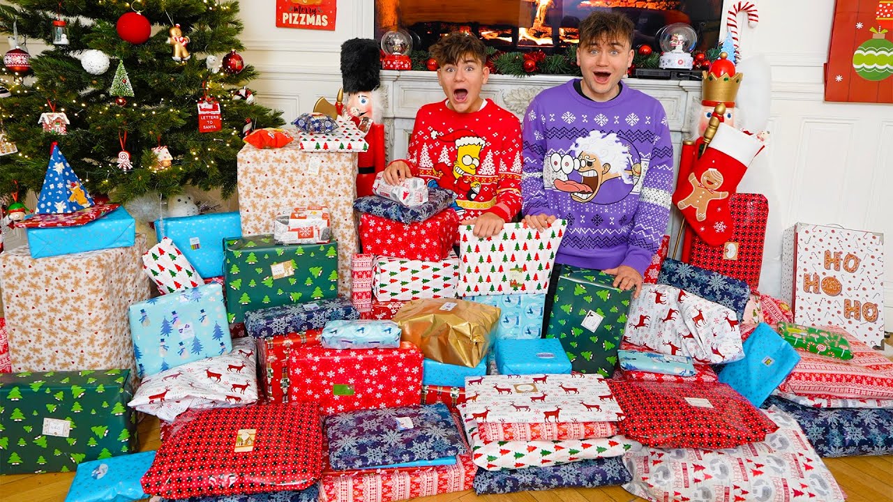 On Ouvre Nos Cadeaux De Noël 2024 ! Swan et Néo