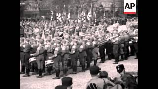 هیتلر در رژه در براونسوایگ