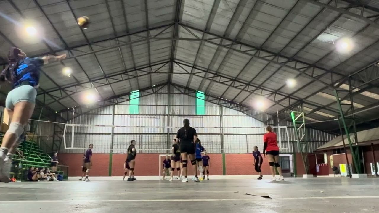 Primer set Kingdom vs Mix voley