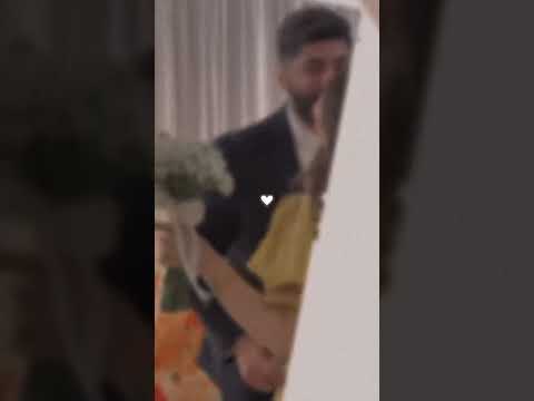 يعشقني