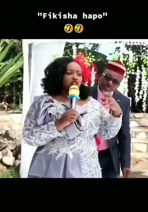 pastor Nganga shouting his wife during daughter's marriage 😅😅🙉