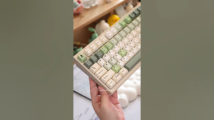 My new upgrade! Thank you @hytebrand for the HYTE Y70 Touch Infinite.#pcsetup#desksetup#cozygaming