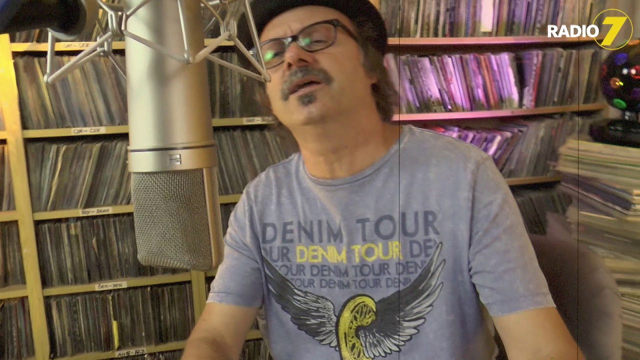 Radio 7 Bandbus Robert Christa Knocks Me Off My Feet Von Stevie Wonder Unplugged Youtube Knocks me off my feet. radio 7 bandbus robert christa knocks me off my feet von stevie wonder unplugged