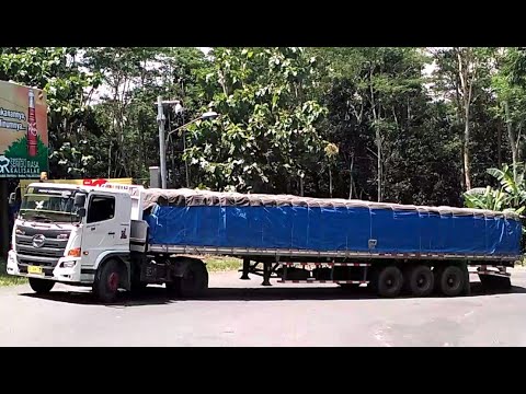 Truck Trailer Truk  Tronton  Truk  Box Besar Hino 500 Fuso  