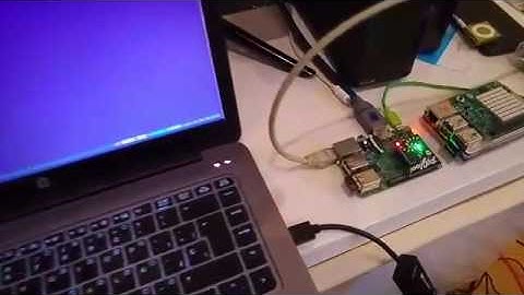 Festive christmas carol app using a RaspberryPi and PiGlow