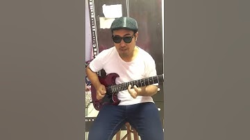 Zaki Caliph Buskers Solo Lagu Arwah Saleem Iklim