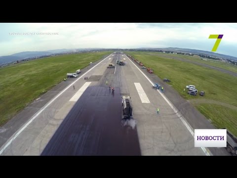 Взлетно-посадочную полосу Одесского аэропорта реконструируют