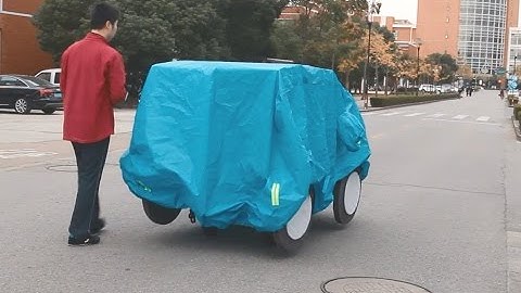 Robot for Autonomous Car Simulation Test