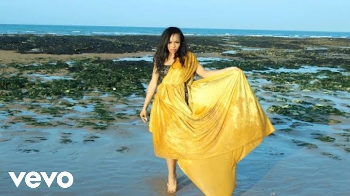 Justina - Roar music video