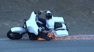 Harley Davidson Lowside Motorcycle Crash Resimi