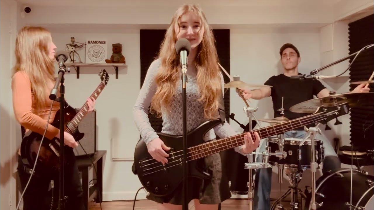 Commando (Covered by The Hawkbirds) Commando (Covered by The Hawkbirds)