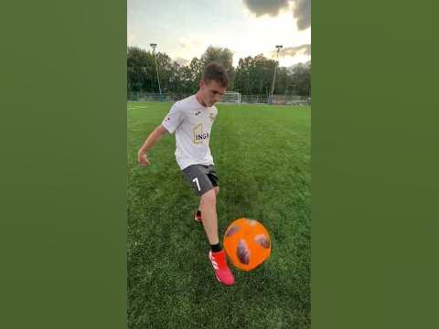 У МЯЧА СМЕЩЕН ЦЕНТР ТЯЖЕСТИ - YouTube