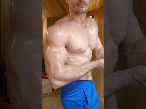 the natural bodybuilder with boulder shoulders