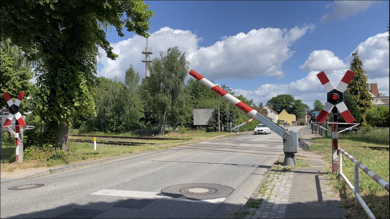 Bahnübergang Kyritz //Railroad crossing// Spoorwegovergang