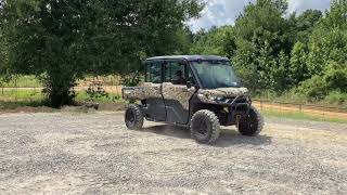 8662 2023 Can Am HD10