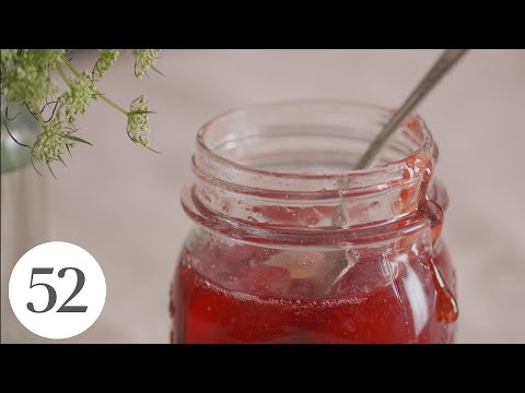 homemade-strawberry-jelly