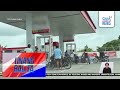 Presyo ng produktong petrolyo sa ilang gasolinahan, lampas na sa itinakdang price... | Unang Balita