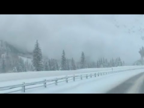 Vídeo: Se Filmaron Círculos Extraños En La Nieve En Penza En La Calle Kulibin - Vista Alternativa