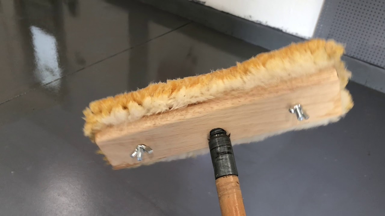 How To Use A Lambswool Applicator