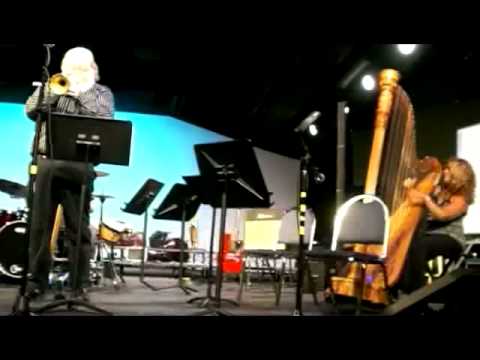Lori Andrews, jazz harpist plays "Moanin"